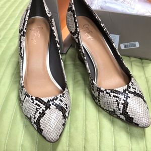 Snake PU heels sz 8
